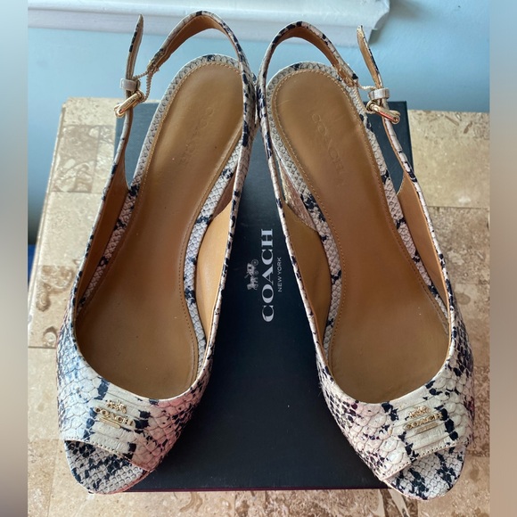 Coach Espadrilles Sandals Size 9 - Picture 1 of 6